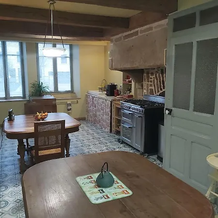 Maison Coeurdacier 15 Personnes 6 * Monthureux-sur-Saône